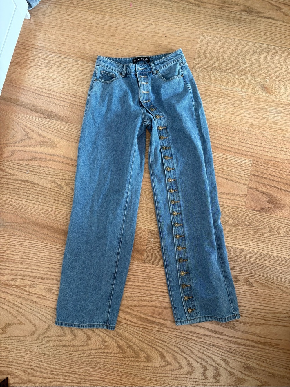 Lioness button down jeans